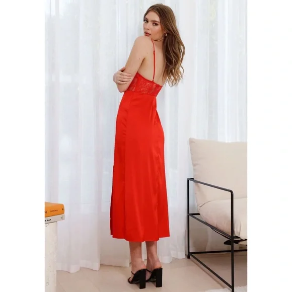 Hello Molly Go For The Crown Dress / Hello Molly Dress - Picture 5 of 8